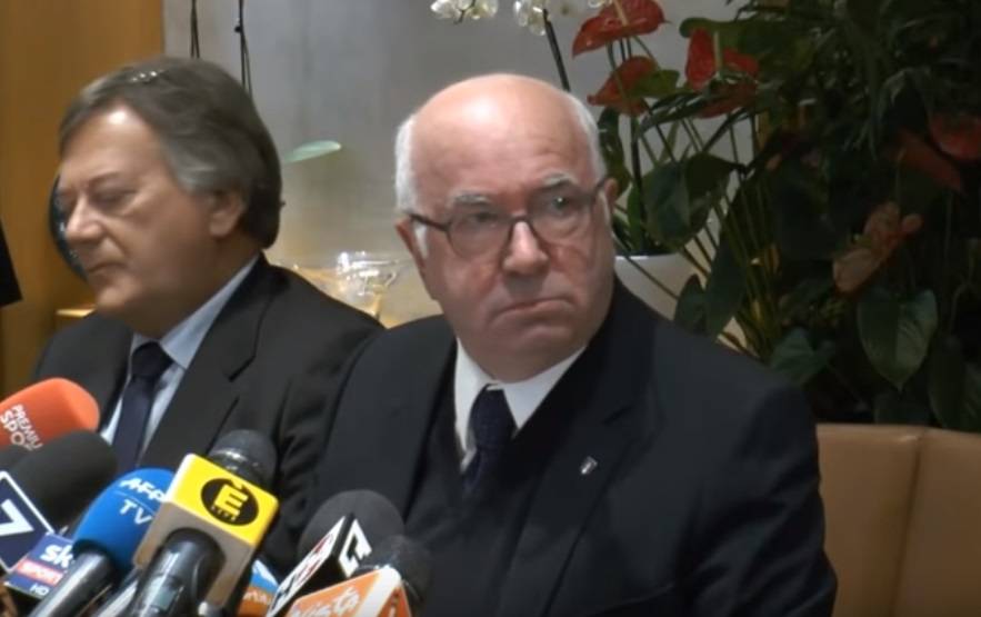 tavecchio dimissioni