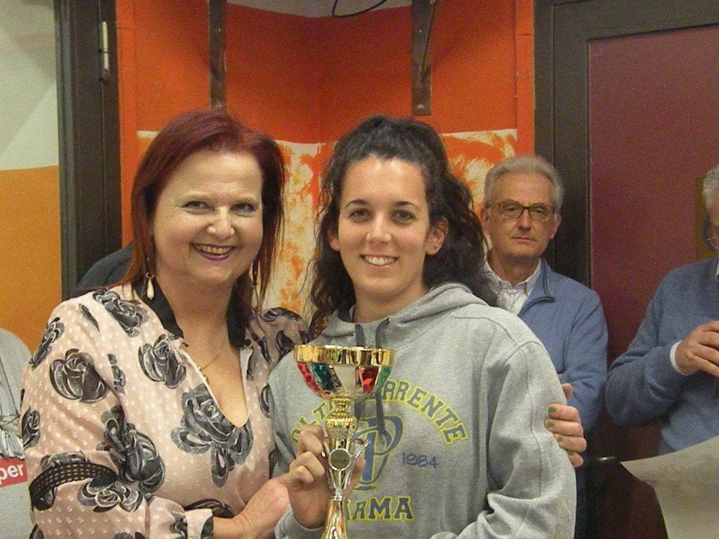 Barbara Zuelli premia Nicole Gaita capitana Taurus Old Parma