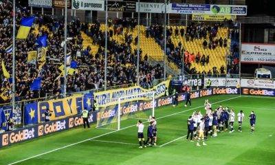 parma esultanza sotto la curva nord