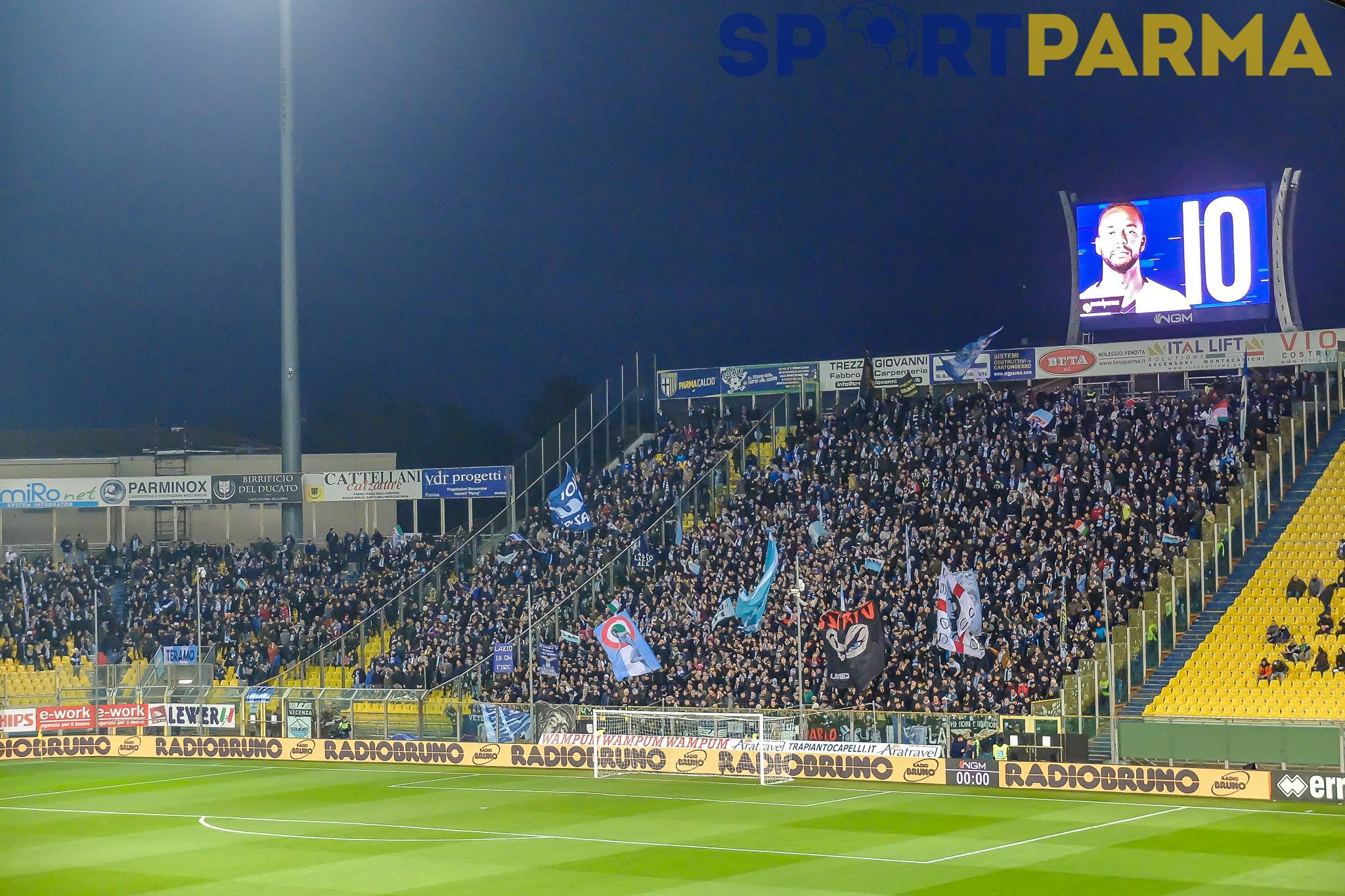 tifosi lazio al tardini