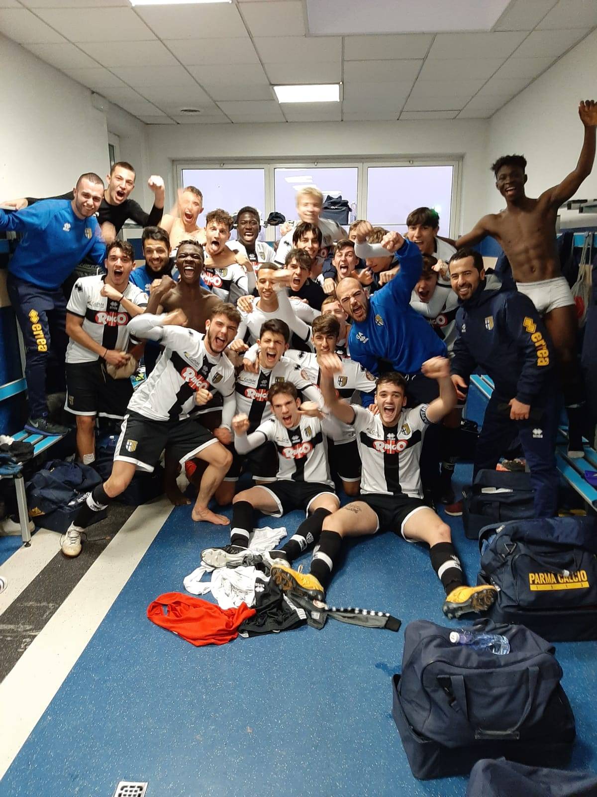 under 17 juventus parma 2 .2 spogliatoio Crociato in festa 16 02 2020