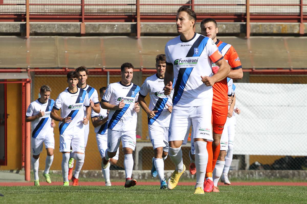 Ingresso in campo di Borgo San Donnino Aglianese 1 1 Serie D 2021 2022