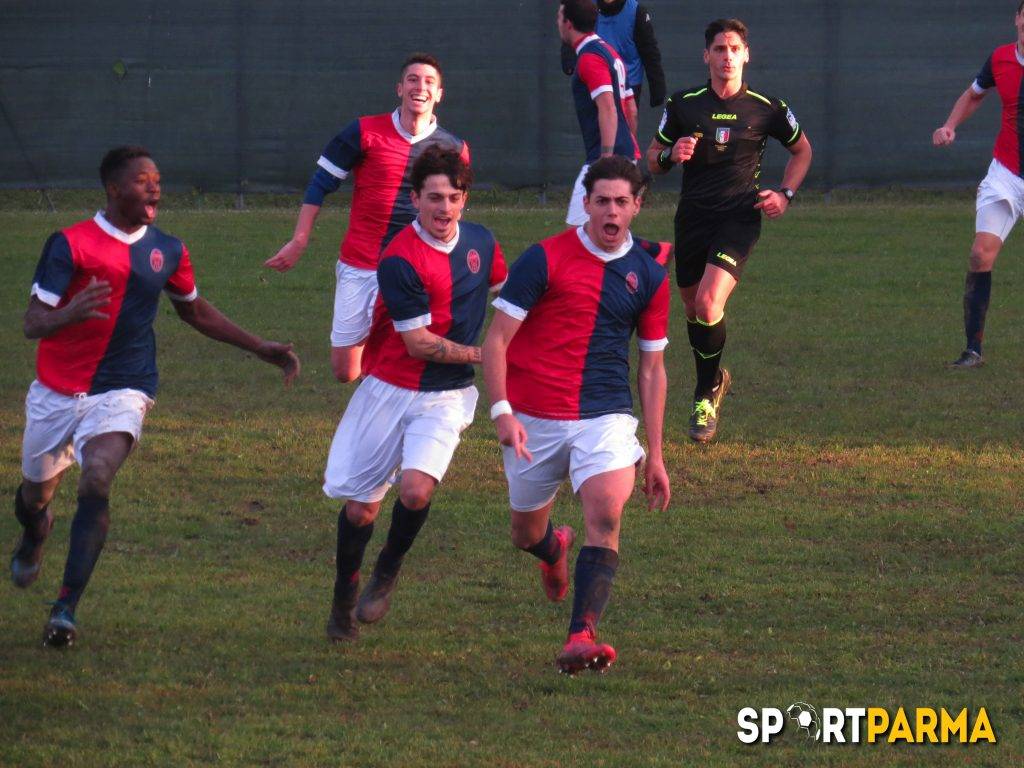 35. Esultanza Alessandro Lattuca dopo il gol in Felino Colorno 1 2