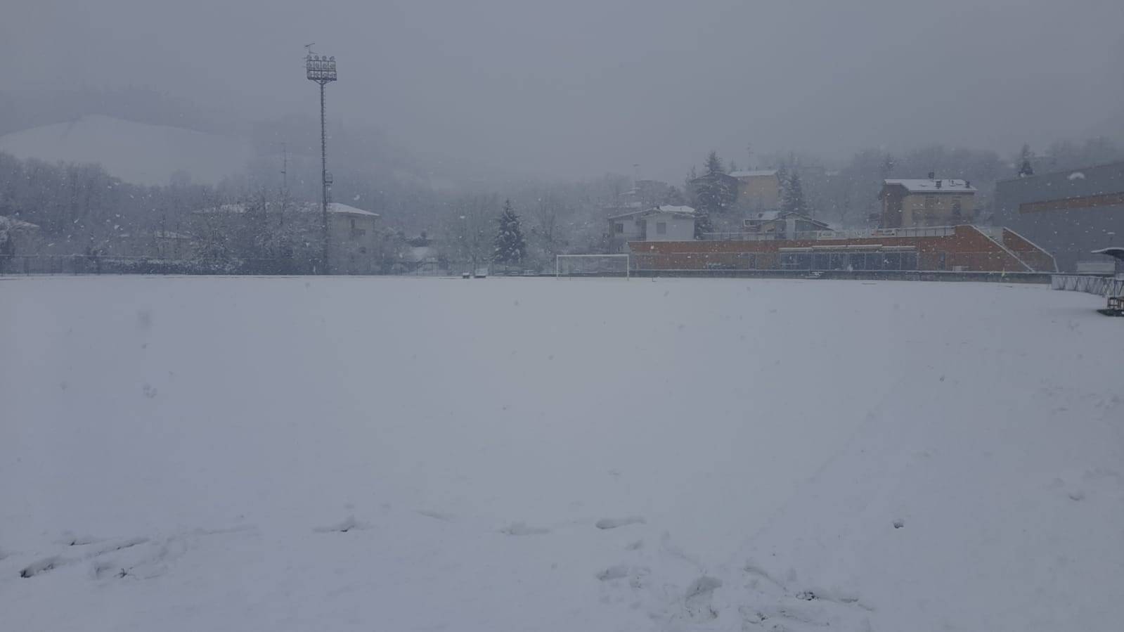 campo 22Francani22 di Salsomaggiore innevato in Salso Colorno 1