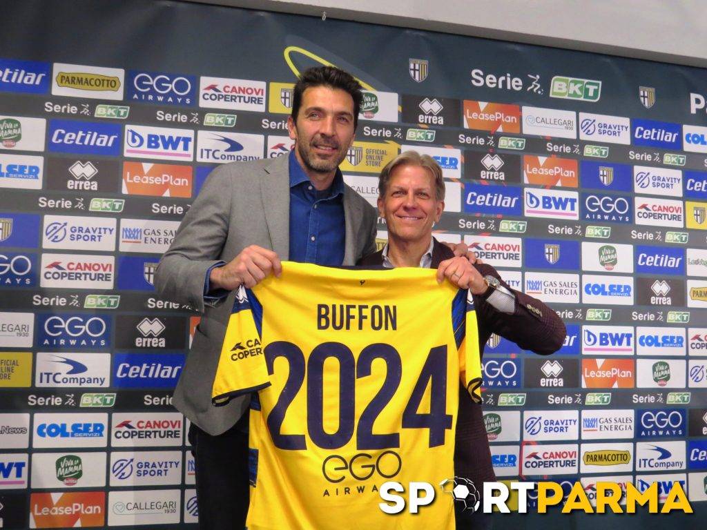 Gianluigi Buffon e Kyle Krause in conferenza stampa 28 02 2022 1