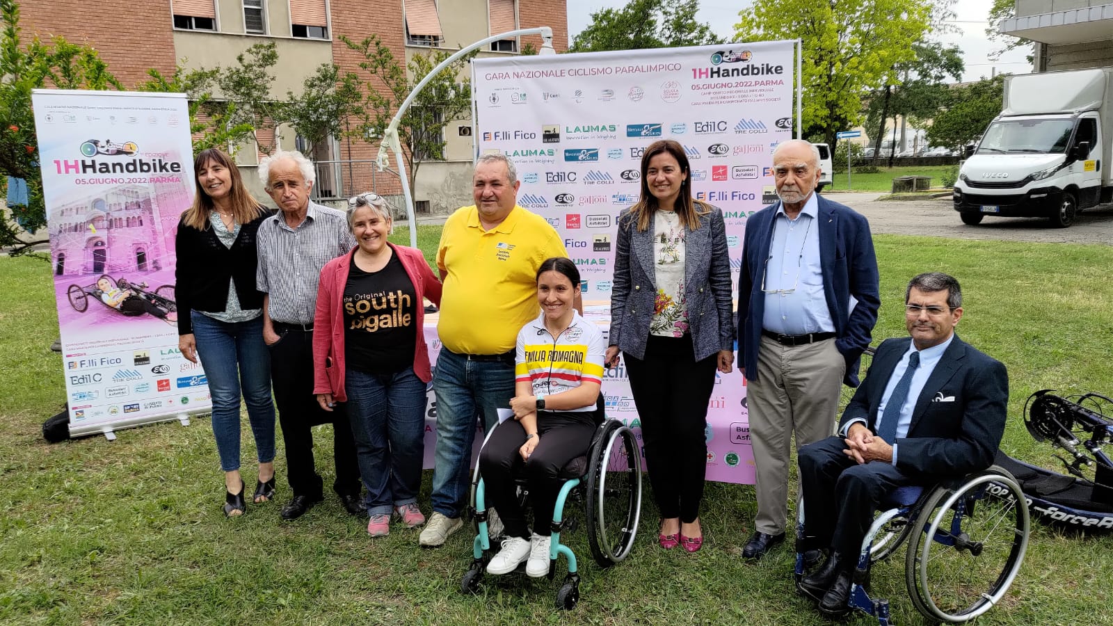 FOTO GRUPPO HANDBIKE