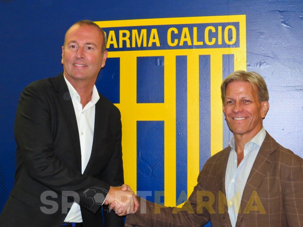 conferenza stampa Parma Calcio 1913 14 sett 2022 presentazione Julien Fournier MDS con Kyle Krause 2825