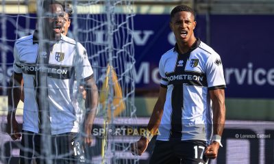Parma Reggina 2 0 esultanza Jayden Oosterwolde