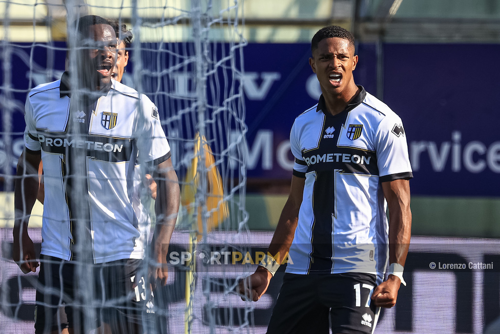 Parma Reggina 2 0 esultanza Jayden Oosterwolde