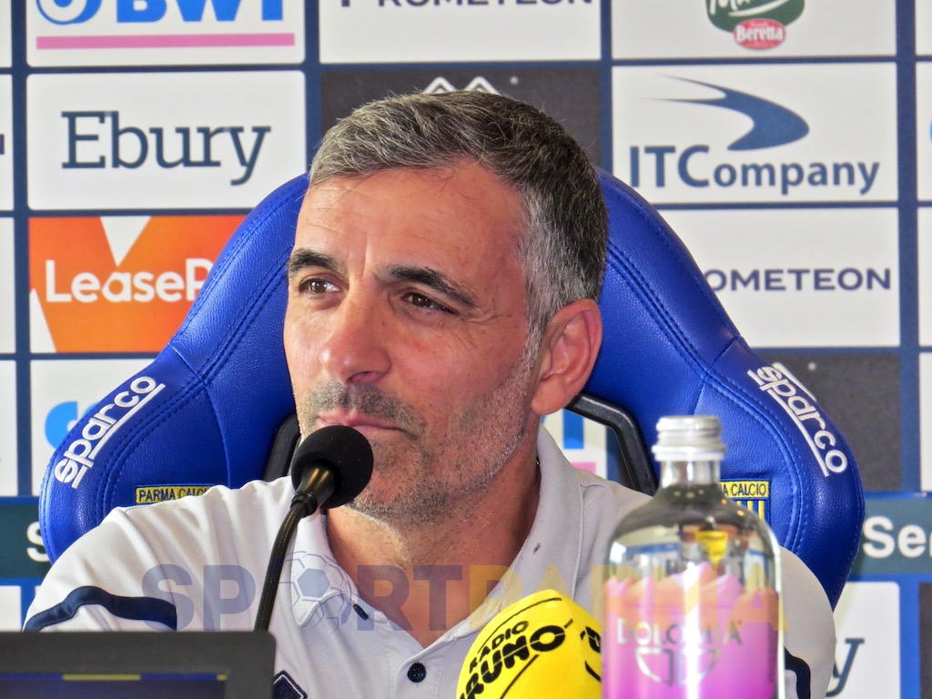 mister Fabio Pecchia in conferenza stampa Parma Calcio 28 ott2022 1 3539