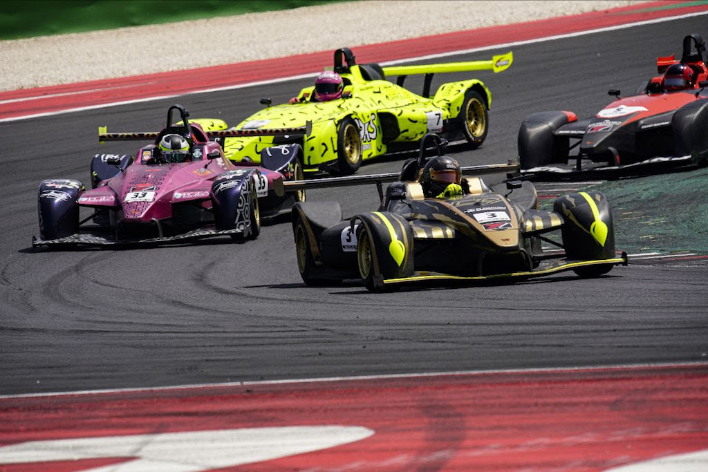 Autodromo Varano prototipi in pista