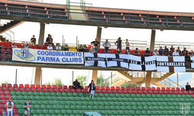 Tifosi crociati al Libero Liberati in Ternana Parma 3 1 Serie B 22 settembre 2021