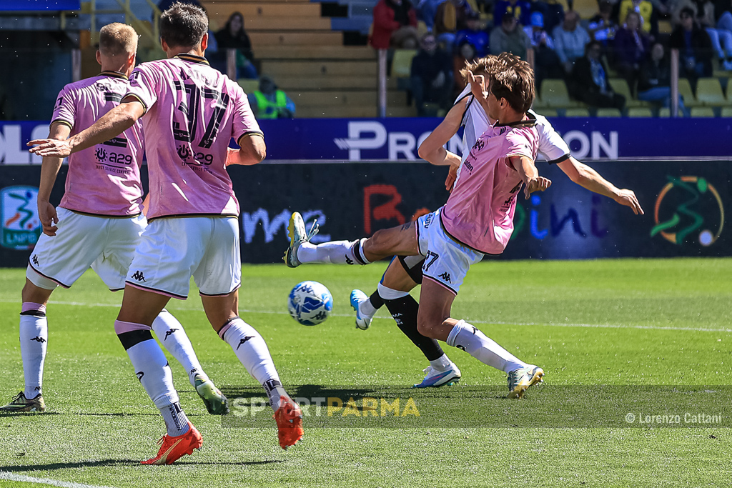 il gol di Benedyczak in Parma Palermo 2 1 31a giornata Serie B 2022 2023