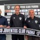 il nuovo mister della Juventus Club Parma per la stagione 2023 2024 Paolo Gandolfi fra il ds Alberto Marano e il presidente Mauro Bertoncini