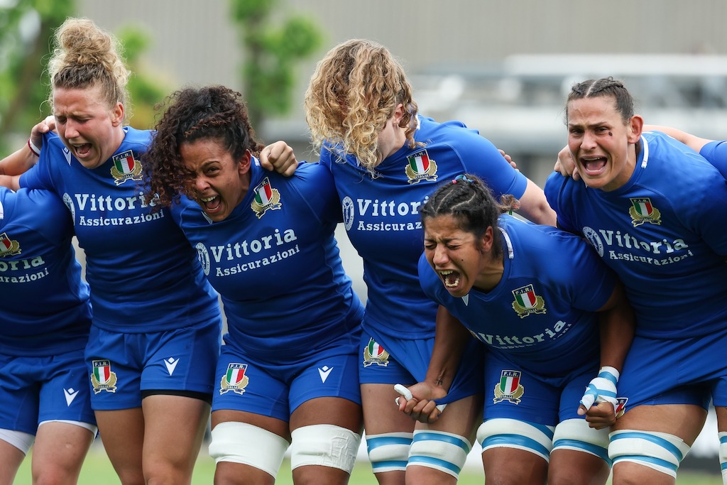 La furia rossa Veronica Madia con le ex colornesi Giada Franco e Sara Tounesi nellItalrugby femminile