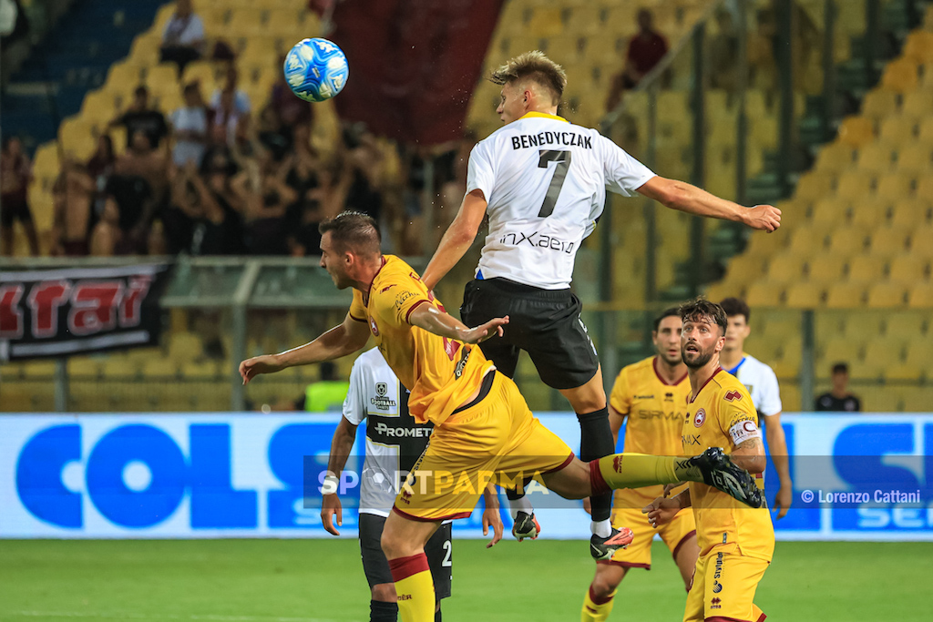 Parma Cittadella 2 0 2a giornata Serie B 2023 2024 Benedyczak svetta di testa