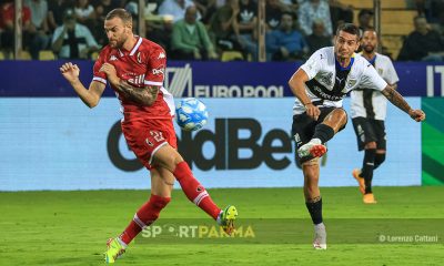Parma Bari 2 1 7a giornata Serie B 2023 2024 Francesco Vicari e Anthoby Partipilo