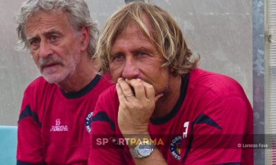 mister Alessandro Piscina con il vice Claudio Grasta in panchina in Il Cervo Futura Fornovo Medesano 2 2 1° turno Coppa Italia Promozione memorial Minetti 2023 2024