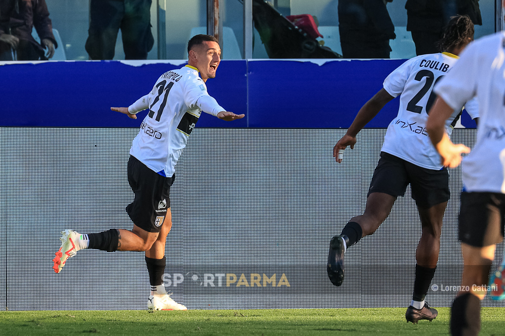 Parma Modena 1 1 14a giornata Serie B 2023 2024 Anthony Partipilo esulta dopo il gol