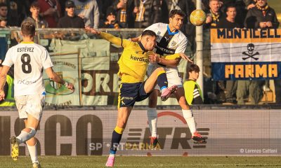 Modena Parma 3 0 22a giornata Serie B 2023 2024 Botond Balogh in un duello aereo