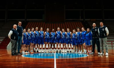 Alberti e Santi Valtarese Basket Serie B femminile s.s. 2023 2024 in piedi