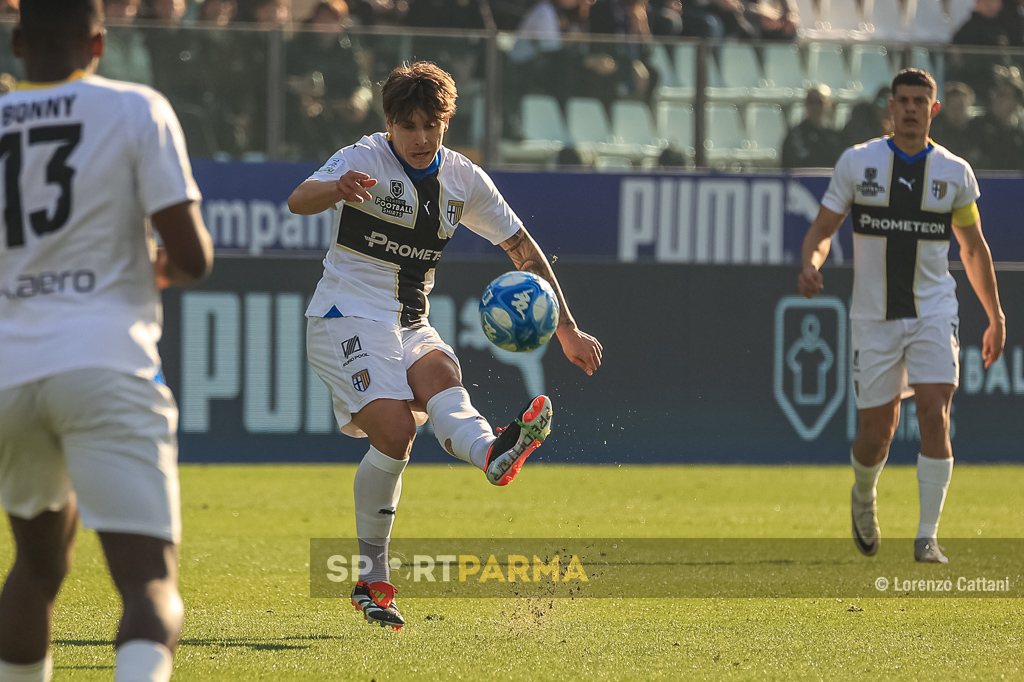 Parma Venezia 2 1 23a giornata Serie B 2023 2024 Adrian Bernabe