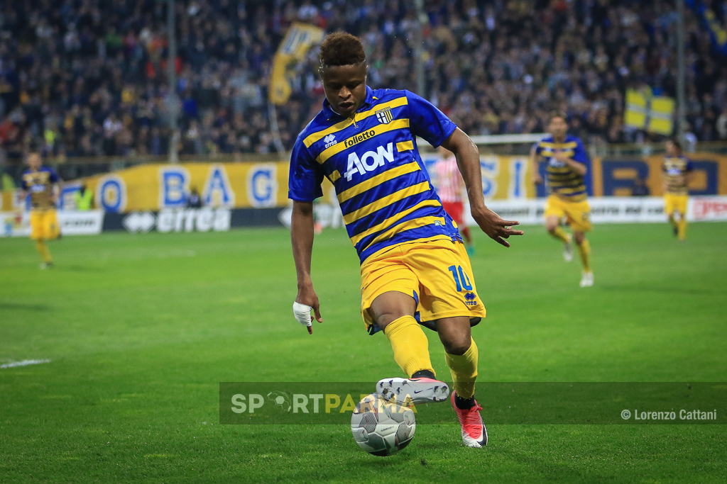 Yves Baraye con la maglia gialloblu nella stagione di Serie B 2017 2018