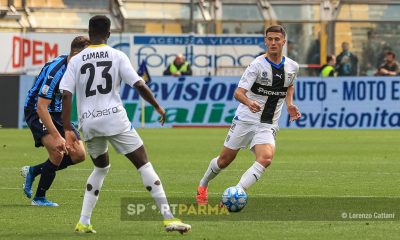 Parma Lecco 4 0 35a giornata Serie B 2023 2024 Alessandro Circati passa il pallone a Drissa Camara