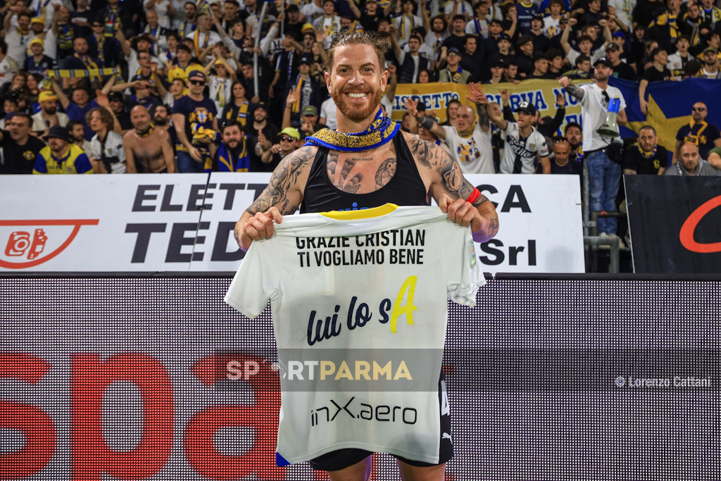 Reggiana Parma 38a giornata Serie B 2023 2024 maglia celebrativa per Cristian Ansaldi