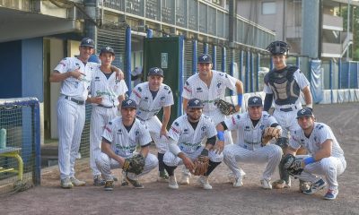 la squadra del Parma Clima in posa Serie A baseball