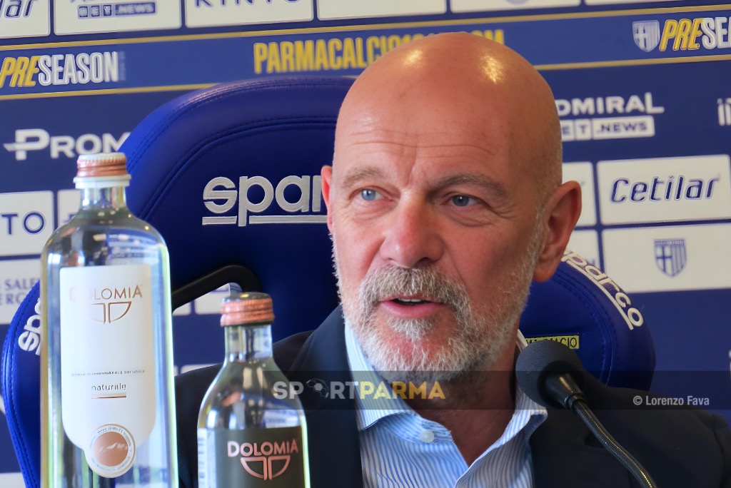 Il direttore sportivo Mauro Pederzoli Parma Calcio in conferenza stampa