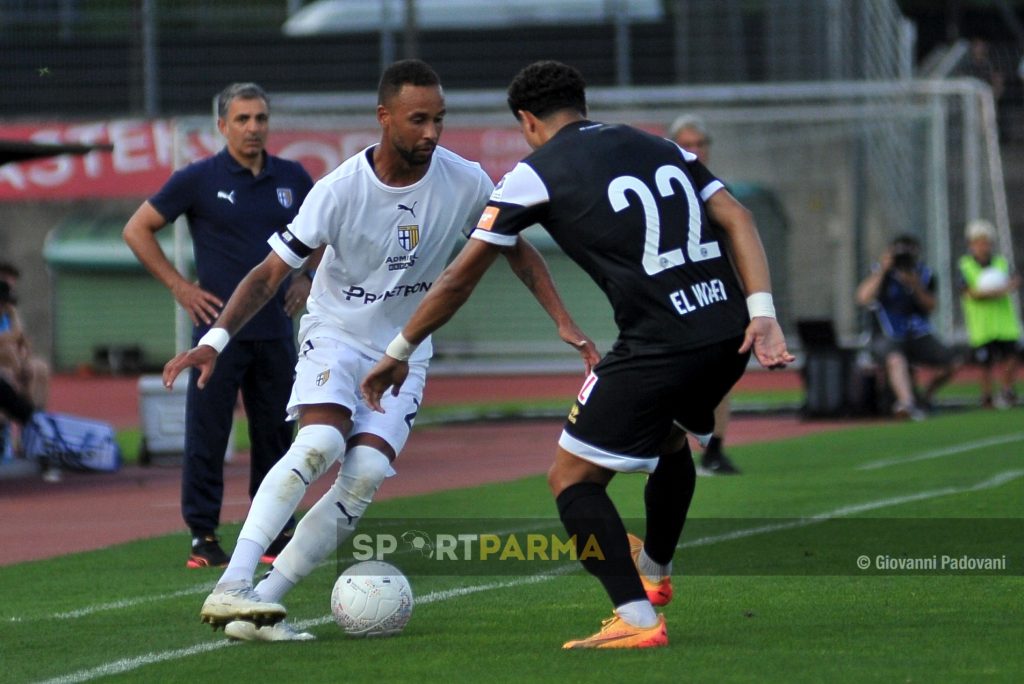 Lugano Parma 3 1 amichevole 13.07.2024 Hernani palla al piede