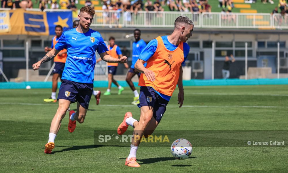 allenamento Parma Calcio a porte aperte 6 luglio 2024 Antoine Hainaut e Nahuel Estevez