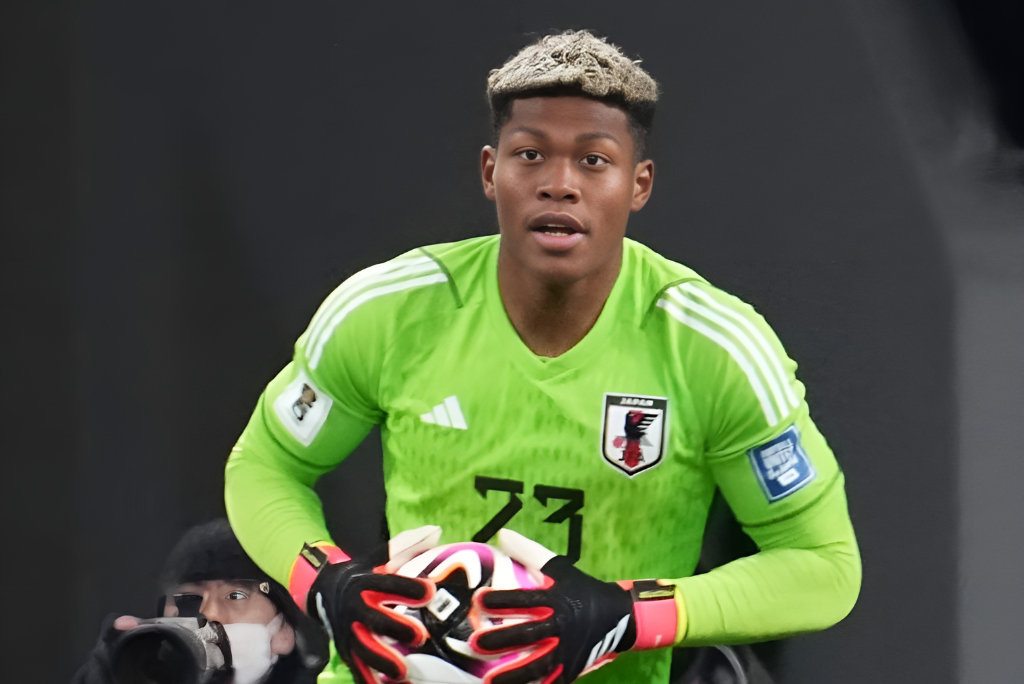 il portiere Zion Suzuki Giappone