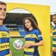 Emanuele Valeri Gaia Distefano e Azevedo Hernani indossano la maglia gialloblu del Parma per la stagione 2024 2025