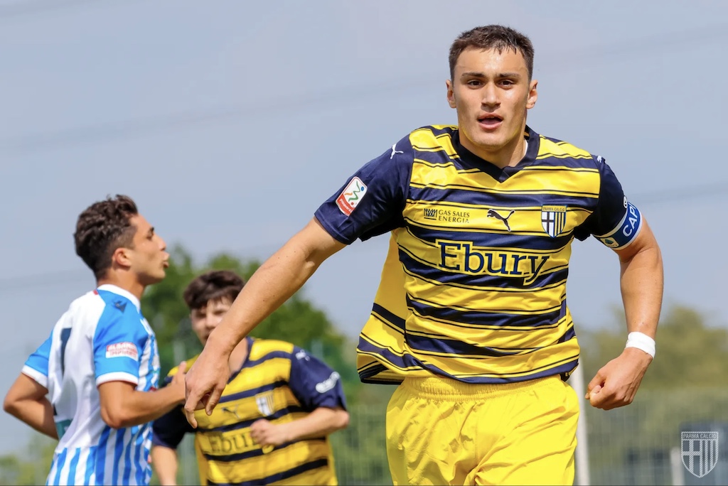 Giacomo Marconi esulta dopo il gol in Parma Spal 2 1 Primavera 2 s.s. 2023 2024.30