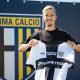 Pontus Almqvist con la maglia del Parma Calcio