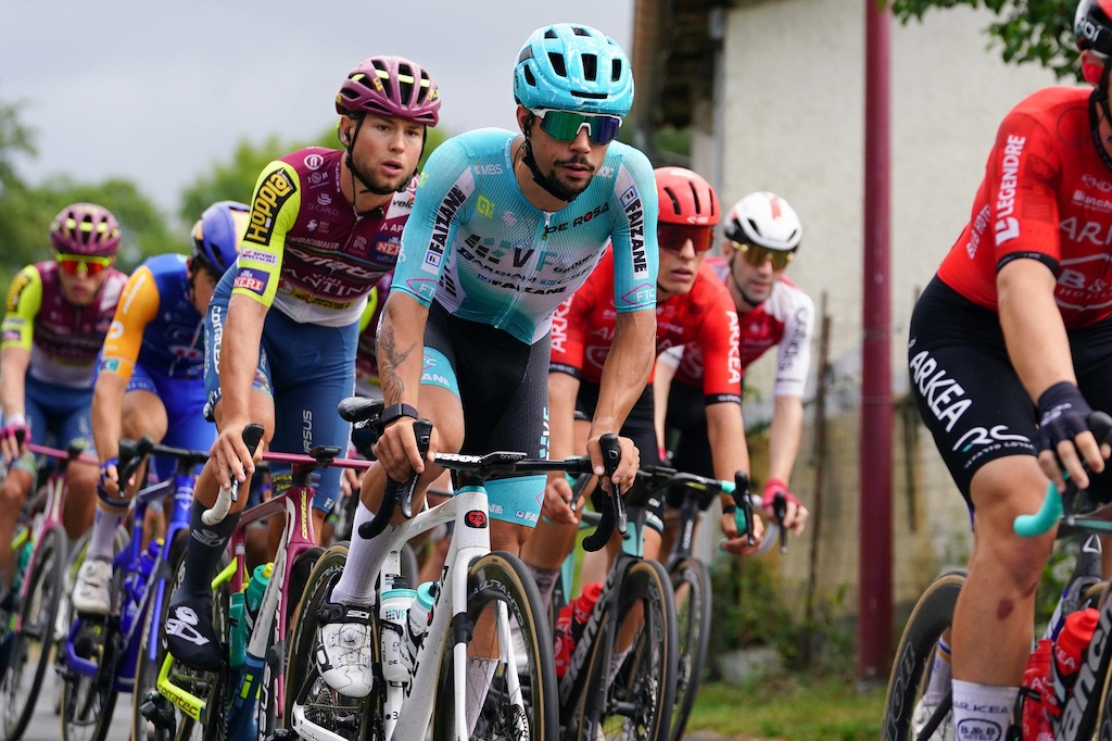 VF Group Bardiani CSF Faizane Colnaghi 5° nellultima tappa del Tour Poitou Charentes