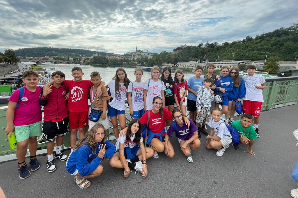 i ragazzi e le ragazze della Valtarese Basket a Pisek Rep. Ceca per i Games for Friend 2024