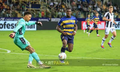 Parma Udinese 2 3 4a giornata Serie A 2024 2025 il portiere bianconero Maduka Okoye e Ange Yoan Bonny