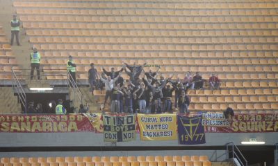 i tifosi nel settore ospiti in Lecce Parma 2292010 Serie A 20102011