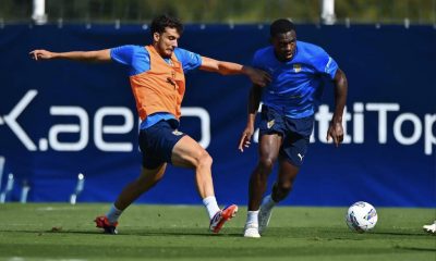 Botond Balogh e Ange Yoan Bonny in allenamento a Collecchio Foto Parma Calcio