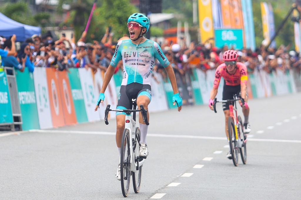 Manuele Tarozzi VF Group Bardiani CSF Faizane vince la sesta tappa del Tour de Langkawi