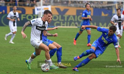 Parma Empoli 1 1 9a giornata Serie A 2024 2025 Dennis Man affronta Alberto Grassi