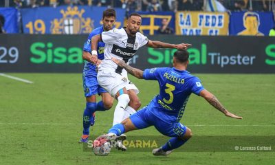 Parma Empoli 1 1 9a giornata Serie A 2024 2025 Hernani e Giuseppe Pezzella in contrasto