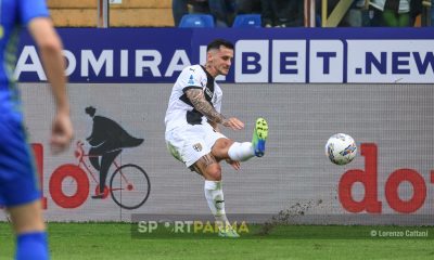 Parma Empoli 1 1 9a giornata Serie A 2024 2025 cross di Emanuele Valeri