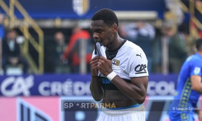 Parma Empoli 1 1 9a giornata Serie A 2024 2025 la disperazione di Ange Yoan Bonny per il rigore fallito