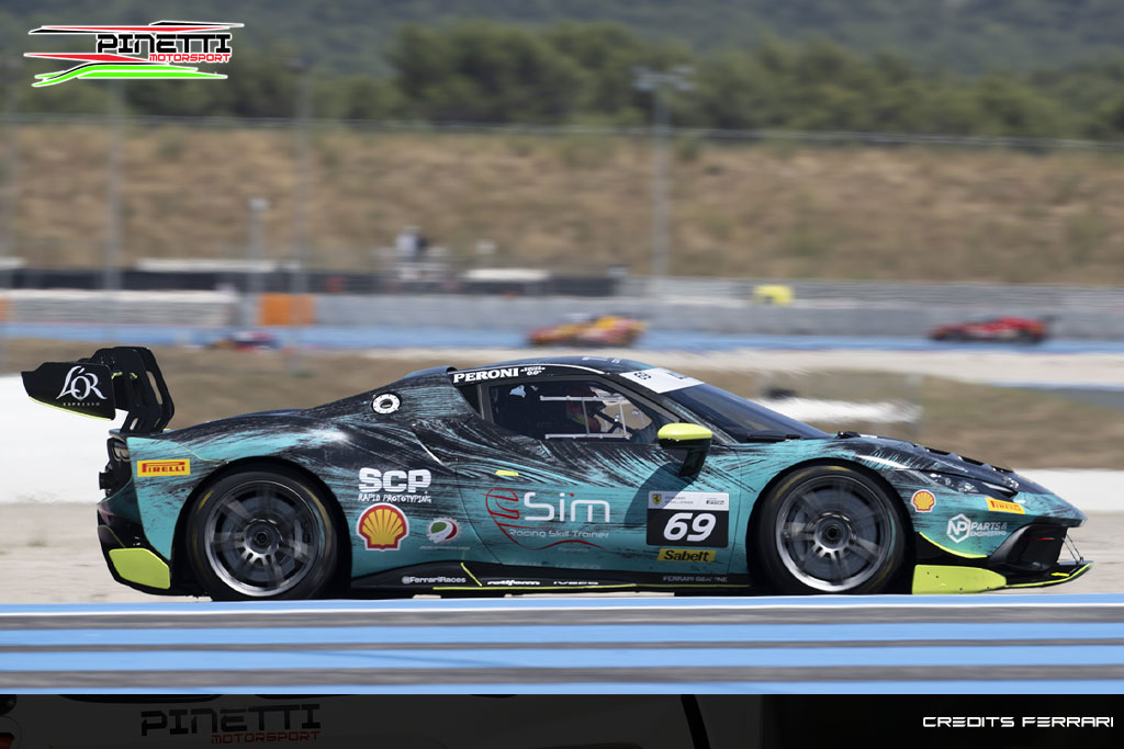 pinetti motorsport Marco Zanasi in azione al Ferrari Challenge Europe