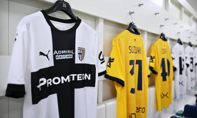 spogliatoio maglie parma calcio