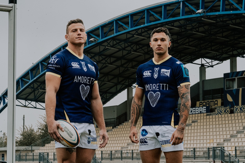 Giovanni Licata e Jacopo Trulla con la maglia home delle Zebre Parma 2024 2025